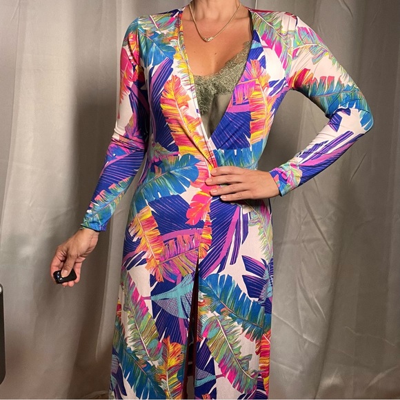 GORGEOUS COLOURFUL COVER UP DUSTER - Picture 2 of 6